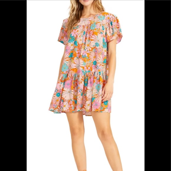 PERFECT FLORAL DRESS BY BB DAKOTA🌼NEW & IN STORE @ NORDSTROM $89 - Picture 1 of 8